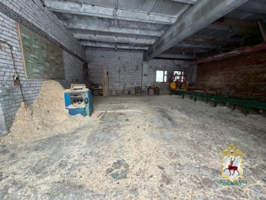 46-летний житель Нижегородской области угнал КамАЗ с пилорамы, чтобы добраться домой